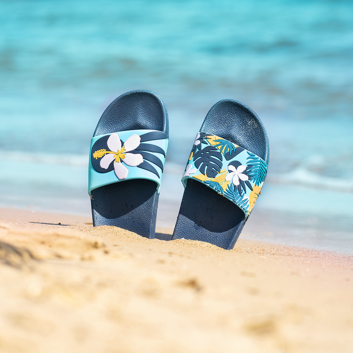 Comfort Women's and Men's Beach Flip-flops SOXO in flowers, Perfect for  Beach Holidays and Swimming Pool, Rubber - price