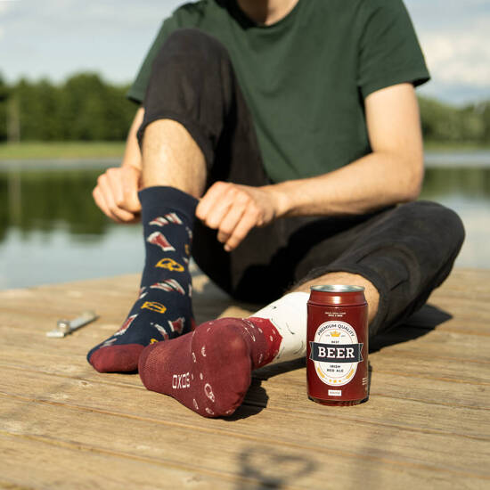 Men's colorful SOXO GOOD STUFF socks, funny Irish Red Ale Beer in a tin for a gift with inscriptions