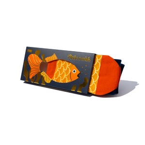 SOXO women's gold fish socks