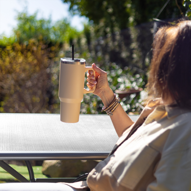 Kubek termiczny Momo Way beżowy 1200ml