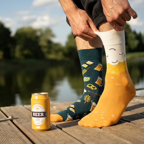 Men's colorful SOXO GOOD STUFF socks, funny classic wheat beer in a tin for a gift with inscriptions