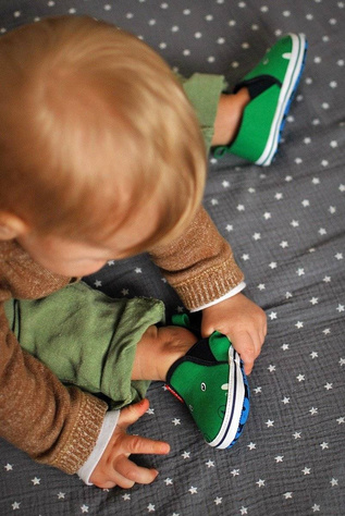 SOXO baby slippers green crocodiles