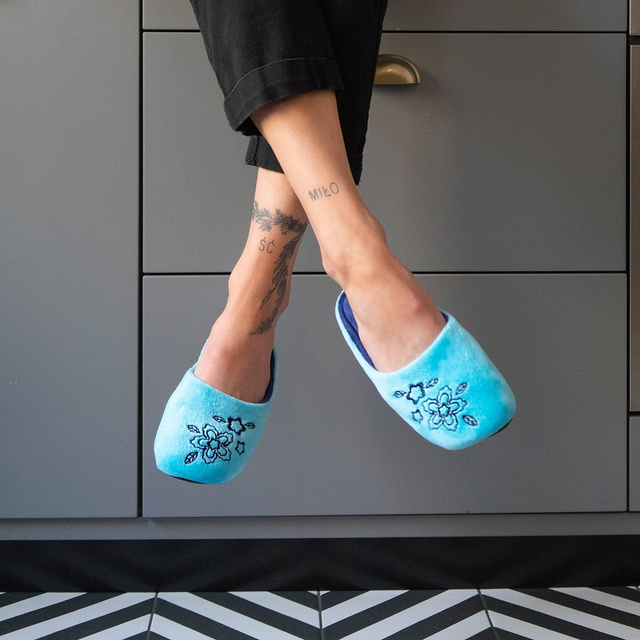 Women's Slippers with Embroidery