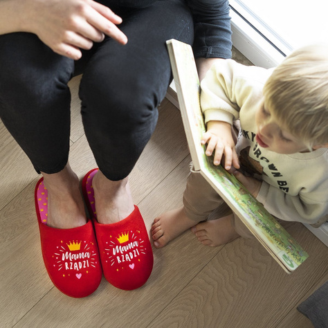 Slippers for Mum SOXO Mum rules in a gift box with Polish inscriptions