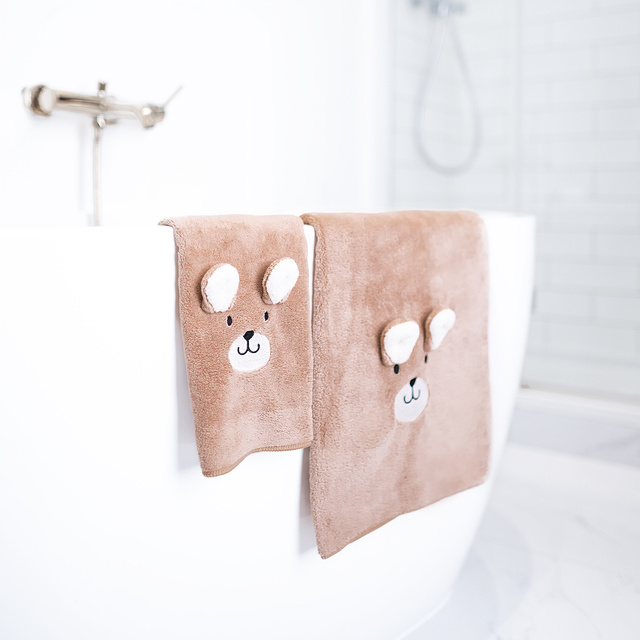 MOMO WAY 140x70 cm teddy bear bath towel