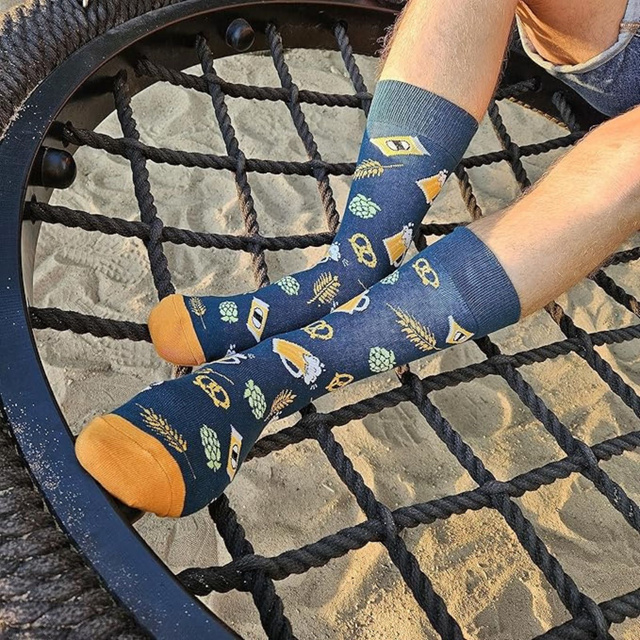 Men's colorful SOXO GOOD STUFF socks funny classic wheat beer roasted in a can with polish inscriptions