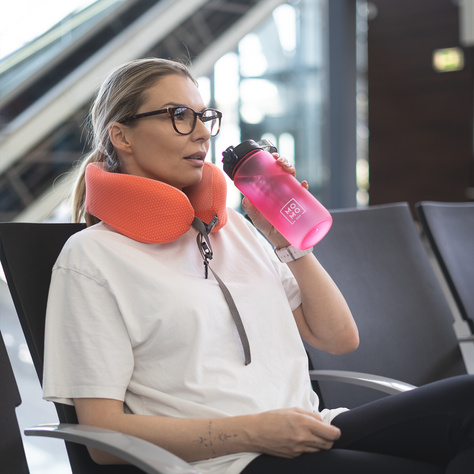 MOMO WAY Water bottle dark pink | ideal for travel | BPA free | Tritan