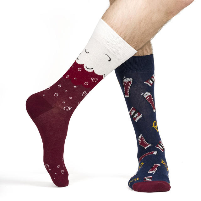 Men's colorful SOXO GOOD STUFF socks, funny Irish Red Ale Beer in a tin for a gift with inscriptions