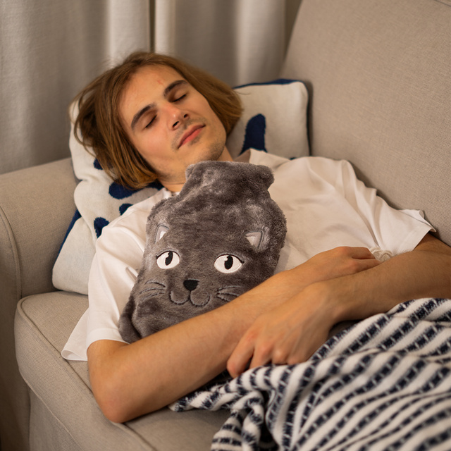 Hot water bottle 1.8L grey SOXO warmer in furry plush cover PRESENT