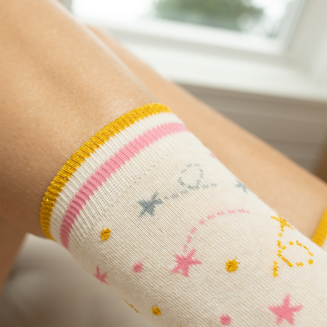 Set Rocket Woman Socks + Keychain