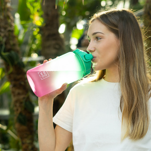 Butelka na wodę 1.5L zielono-różowa | BPA free