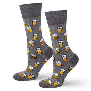 Colorful SOXO GOOD STUFF men's socks with craft beer
