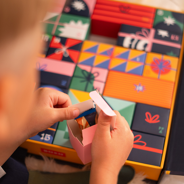 Gift Box with Socks 12 Pack