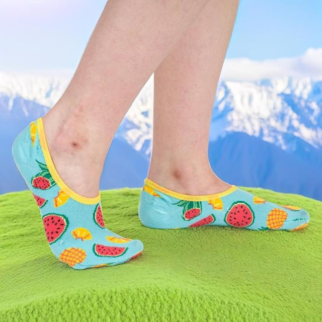 Set of 4x colorful SOXO women's socks with silicone Funny gift