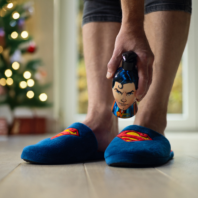 Superman Men’s Slippers Set + 2-in-1 Shower Gel