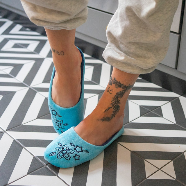 Women's Slippers with Embroidery