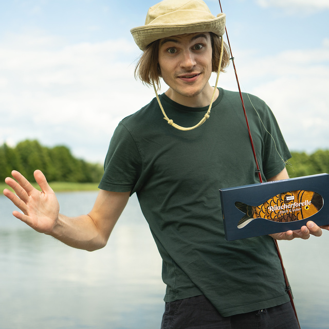 SOXO men's smoked trout socks in a pack