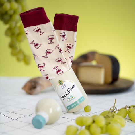 Women's SOXO GOOD STUFF socks with White Wine in a bottle