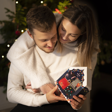 Set of 2 x Christmas houses GOOD STUFF: 4 x men's socks and 4 x men's boxer shorts, Christmas gift for him 