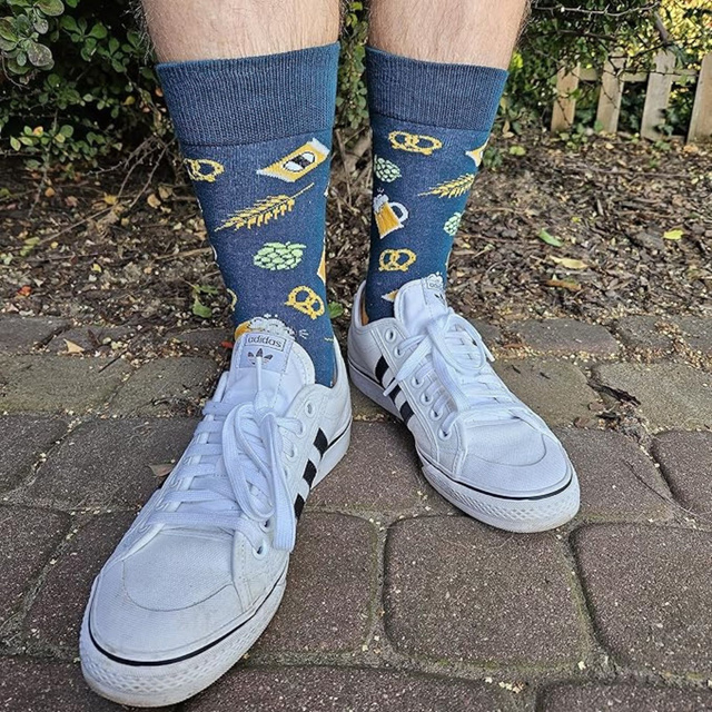 Men's colorful SOXO GOOD STUFF socks funny classic wheat beer roasted in a can with polish inscriptions