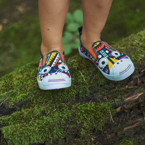 Colorful SOXO children's sneakers with patterns