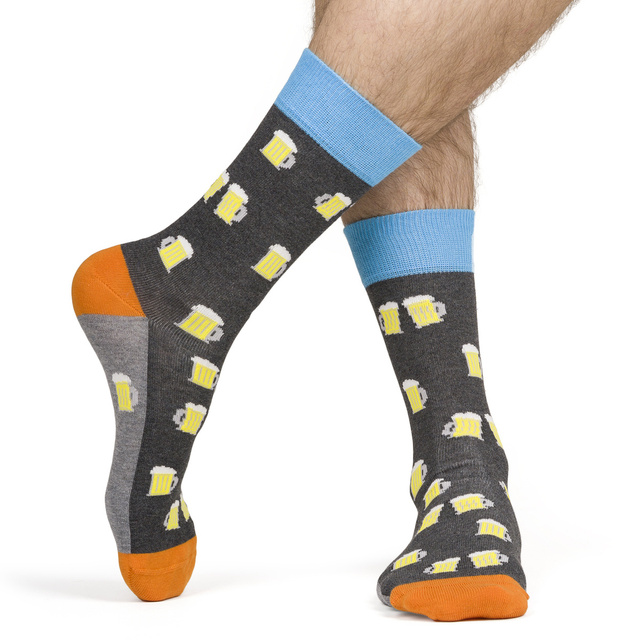 Set of 4x SOXO GOOD STUFF men's socks in a pizza box