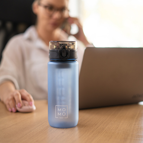 MOMO WAY Water bottle 0.6L gray | gift idea | BPA free | Tritan