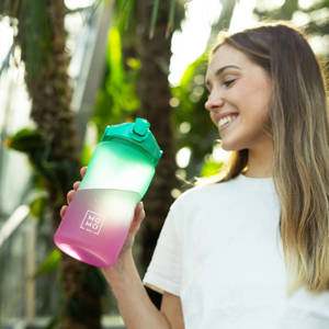 Butelka na wodę 1.5L zielono-różowa | BPA free 